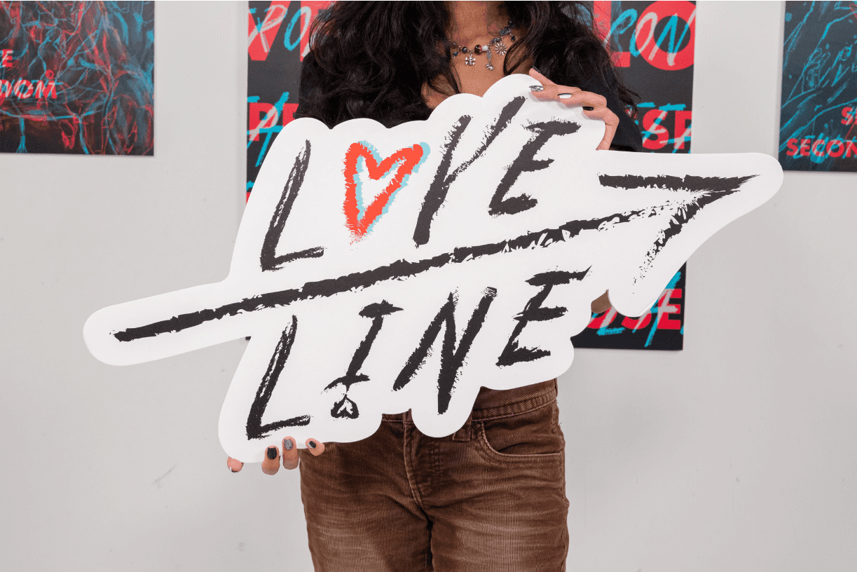 LoveLine logo display